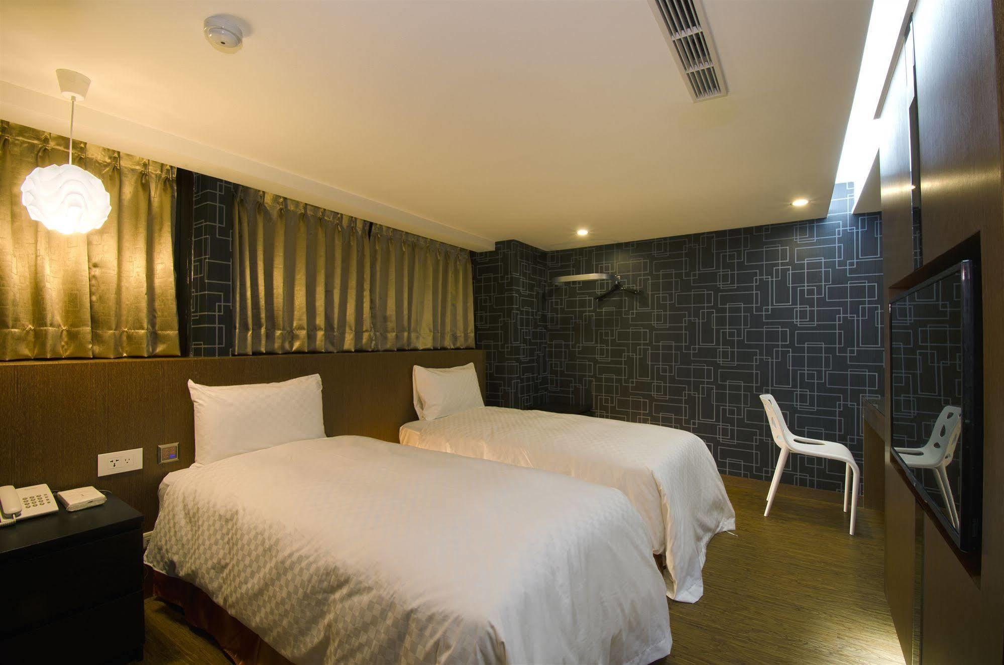 New Stay Inn II - Nanxi Tajpej Zewnętrze zdjęcie