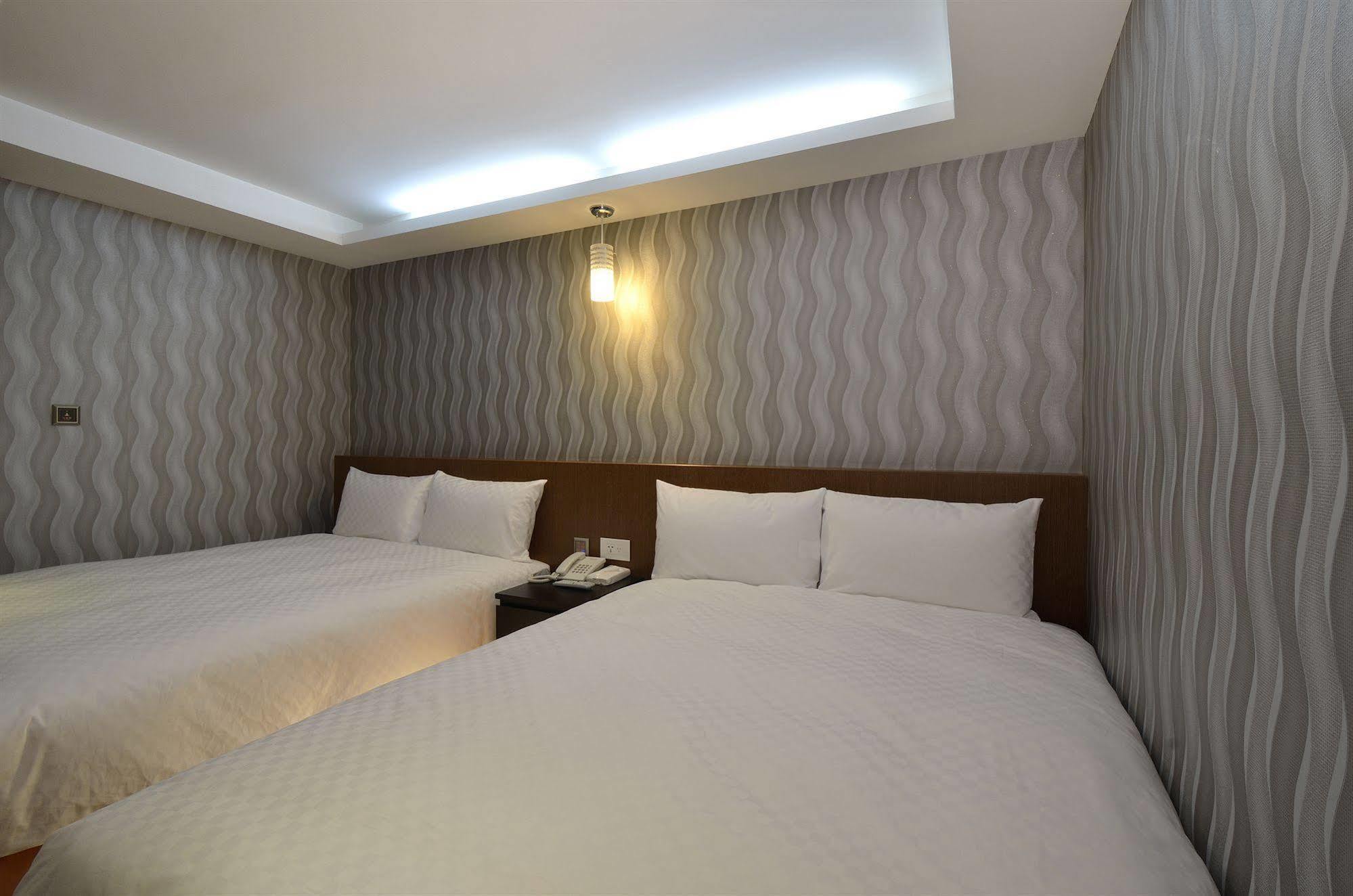 New Stay Inn II - Nanxi Tajpej Zewnętrze zdjęcie