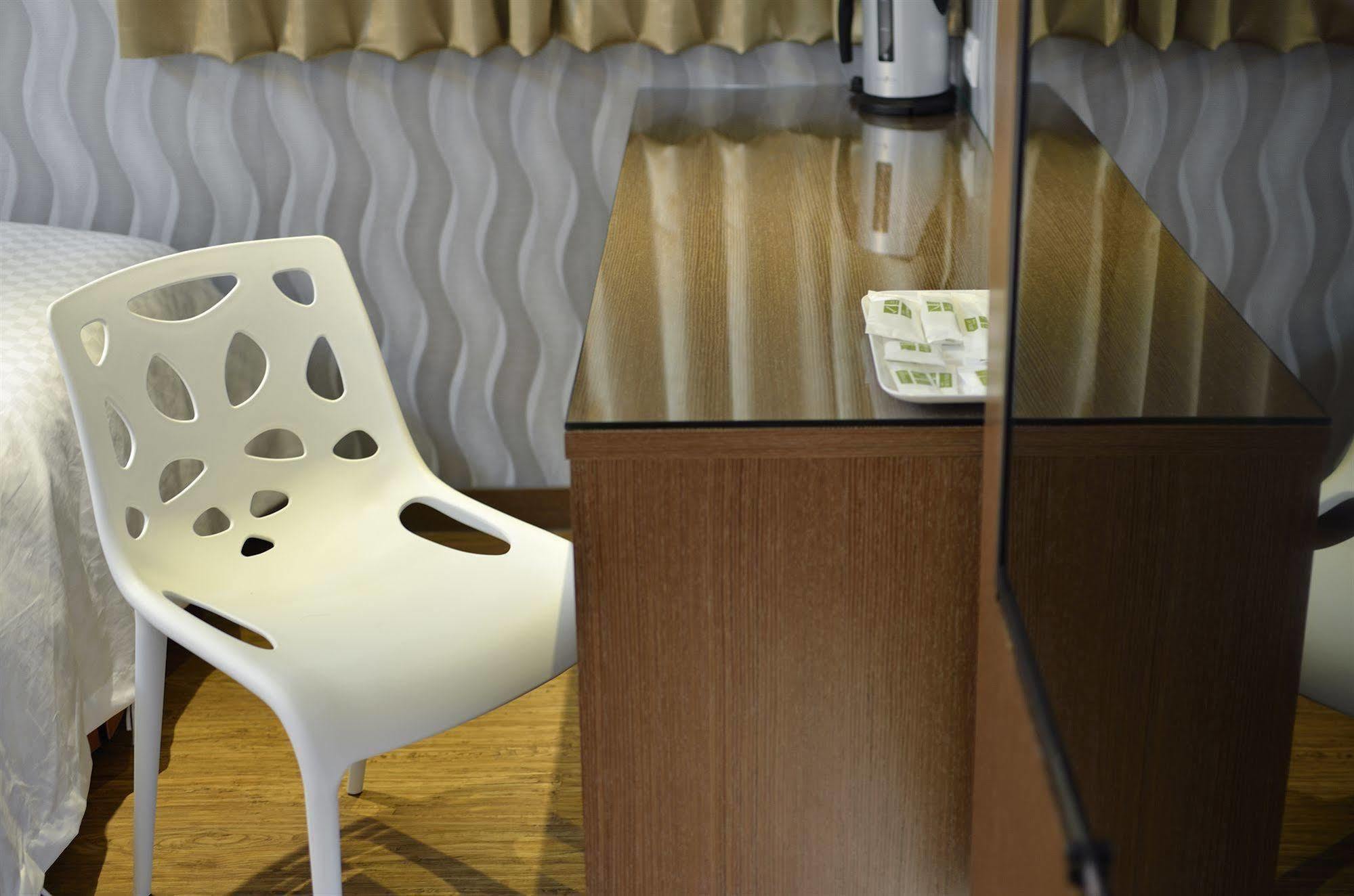 New Stay Inn II - Nanxi Tajpej Zewnętrze zdjęcie